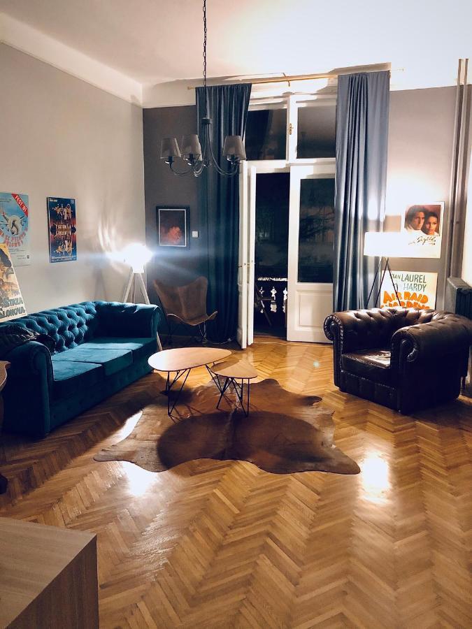 Hostel Sova Нови-Сад Экстерьер фото