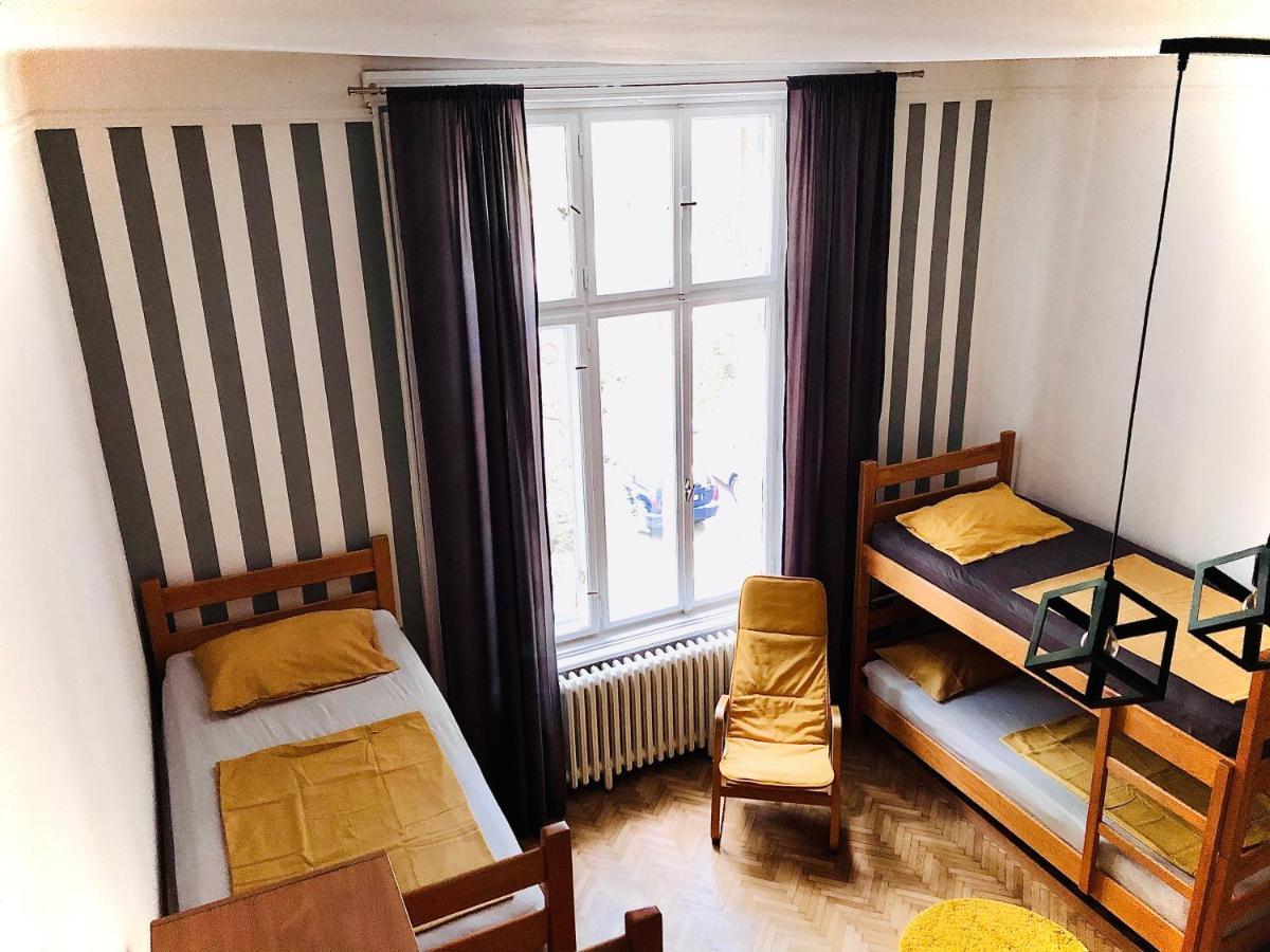 Hostel Sova Нови-Сад Экстерьер фото