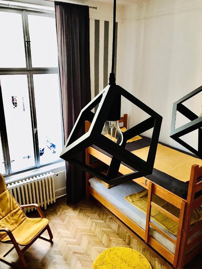 Hostel Sova Нови-Сад Экстерьер фото